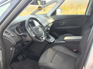 Renault Scenic foto 10