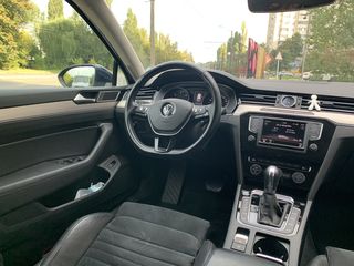 Volkswagen Passat foto 9