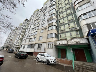 Apartament cu 3 camere, 90 m², Poșta Veche, Chișinău