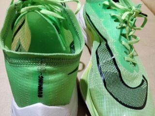 Профессиональные беговые Nike - Zoomx Vaporfly Next.Б/у.Размер 45UE. 11US. 29CM.Оригинал. foto 1