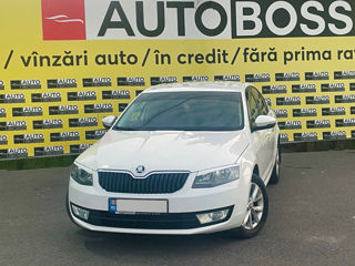 Skoda Octavia foto 1