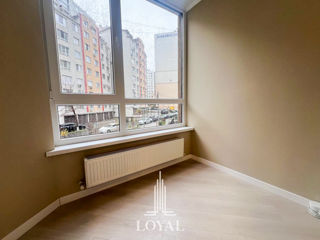 Apartament cu 3 camere, 75 m², Centru, Chișinău foto 11