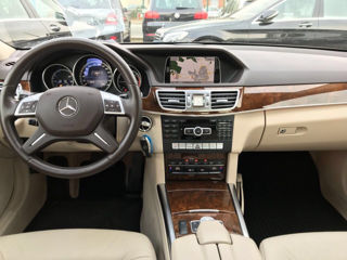 Mercedes E-Class foto 8