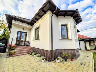 Vânzare casa 1 nivel.Dumbrava.100 m2.Reparatie Euro.Zonă liniştită foto 1