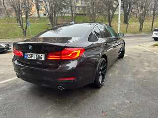 BMW 5 Series foto 6