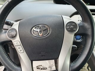 Toyota Prius foto 13
