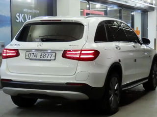 Mercedes GLC foto 3