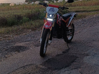 Altă marcă Enduro