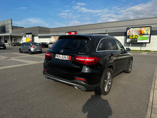 Mercedes GLC foto 10