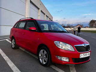 Skoda Fabia foto 2