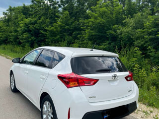 Toyota Auris foto 5