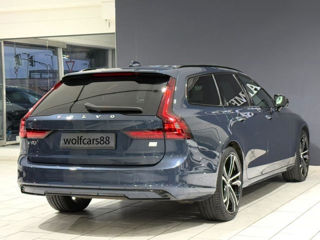 Volvo V90 foto 2