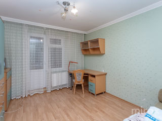 Apartament cu 3 camere, 94 m², Poșta Veche, Chișinău foto 6
