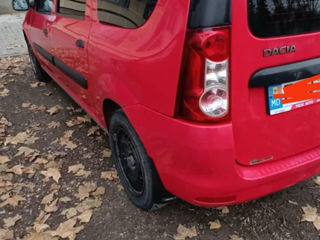 Dacia Logan foto 2