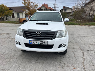 Toyota Hilux foto 2