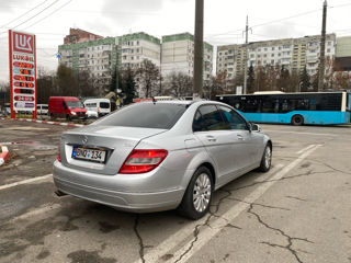 Mercedes C-Class foto 3