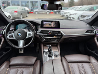 BMW 5 Series foto 14