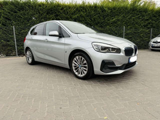 BMW 2 Series Active Tourer foto 2