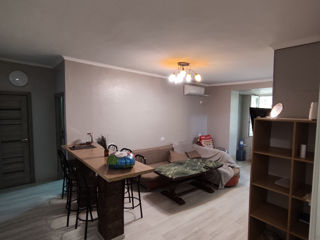 Apartament cu 3 camere, 60 m², Botanica, Chișinău