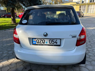 Skoda Fabia foto 2