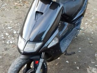 Aprilia sr50 foto 9