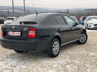 Skoda Octavia foto 2