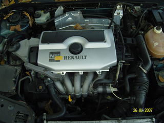 Renault Safrane foto 7