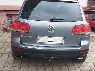 Volkswagen Touareg foto 2