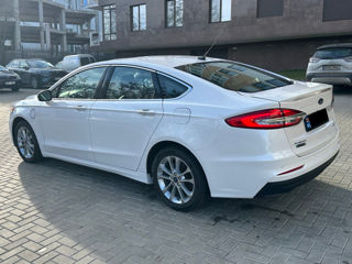 Ford Fusion foto 7