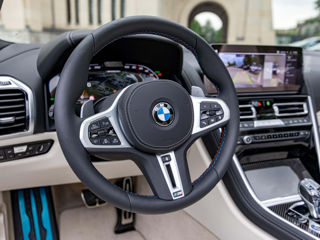 BMW M850i xDrive Cabrio gri dravit foto 5