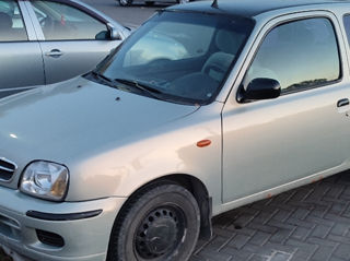 Nissan Micra foto 2