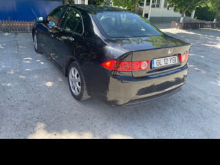 Honda Accord фото 3