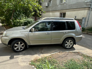 Nissan X-Trail foto 3