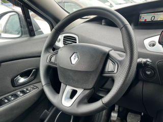 Renault Grand Scenic foto 9