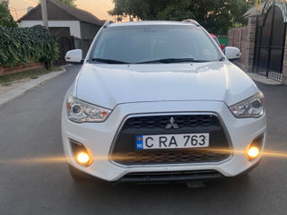 Mitsubishi ASX foto 1