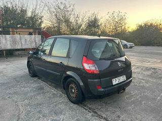 Renault Scenic foto 2