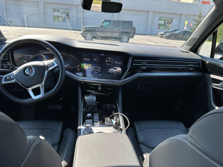 Volkswagen Touareg foto 6