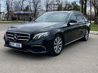 Mercedes E-Class foto 3