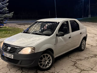 Dacia Logan foto 3