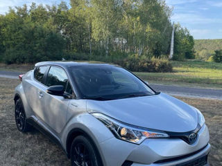 Toyota C-HR foto 6