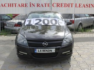 Opel Astra foto 1