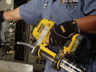 Pompa de gresat / пистолет маcляный  dewalt dcgg571nk foto 6