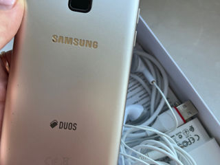 Vând telefon Samsung A6 фото 3