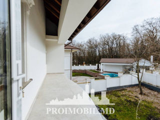 Spre vânzare casă cu 3 nivele 400 mp + 7 ari, în Dumbrava! foto 5