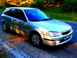 Mazda 323 foto 3