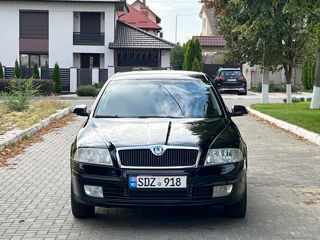 Skoda Octavia foto 2