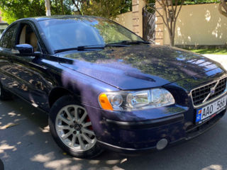 Volvo S 80