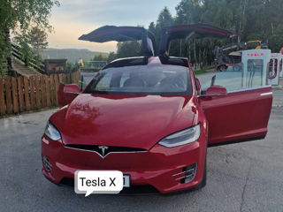 Tesla Model X foto 9