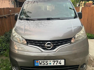 Nissan NV200