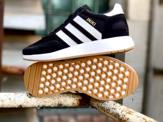 Adidas Iniki foto 4